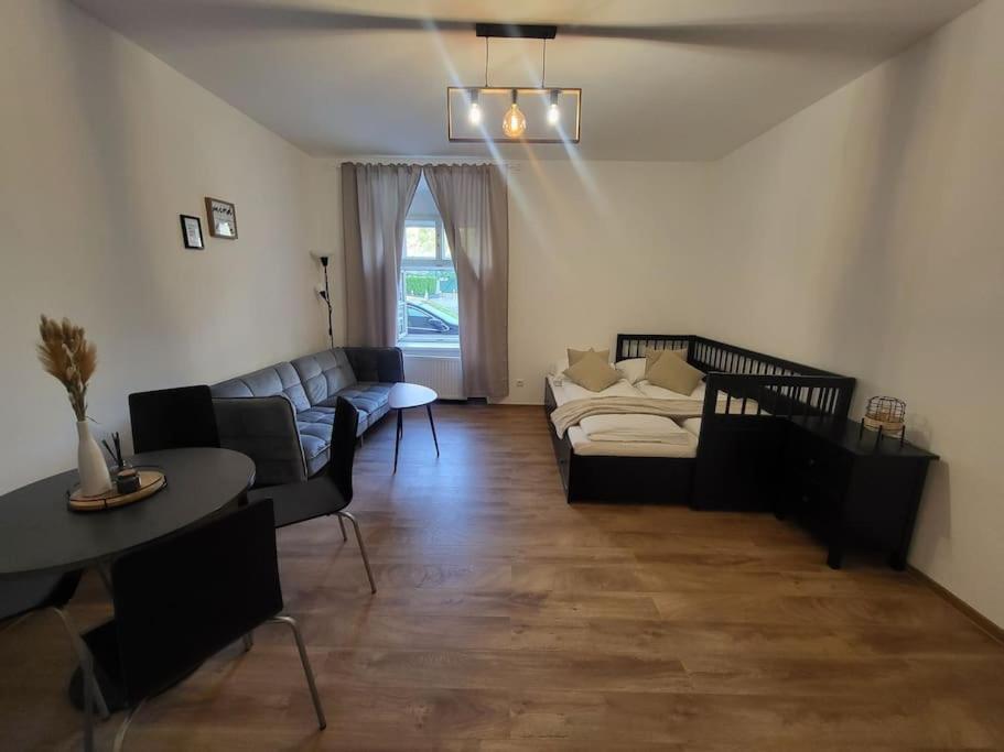 Exklusive Gartenwohnung Viena Exterior foto
