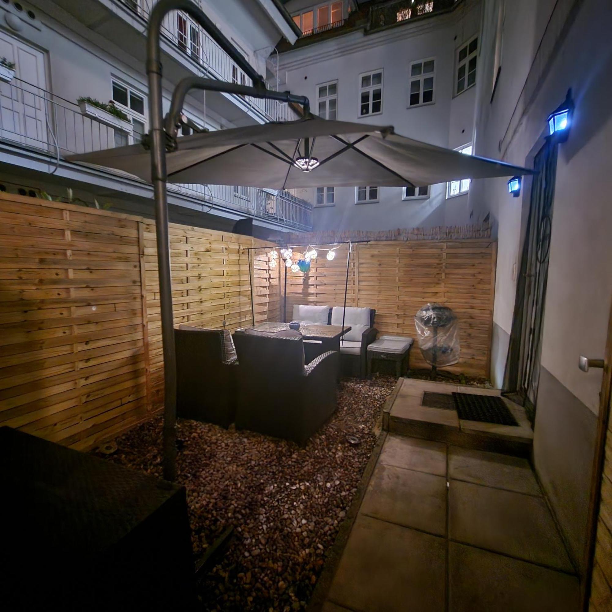Exklusive Gartenwohnung Viena Exterior foto